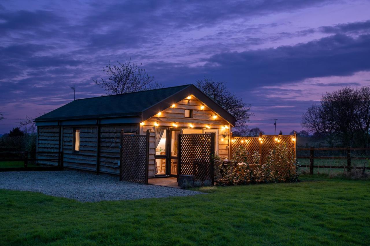 Montana Log Cabin - Ockeridge Rural Retreats Villa Wichenford Екстериор снимка